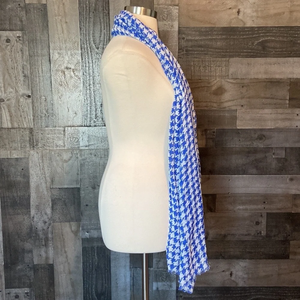NWT! GAP blue white Houndstooth scarf coastal cowgirl resortwear quiet luxury